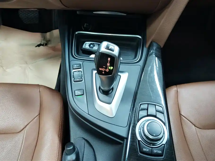 BMW 4 Series 2014 — фото 16