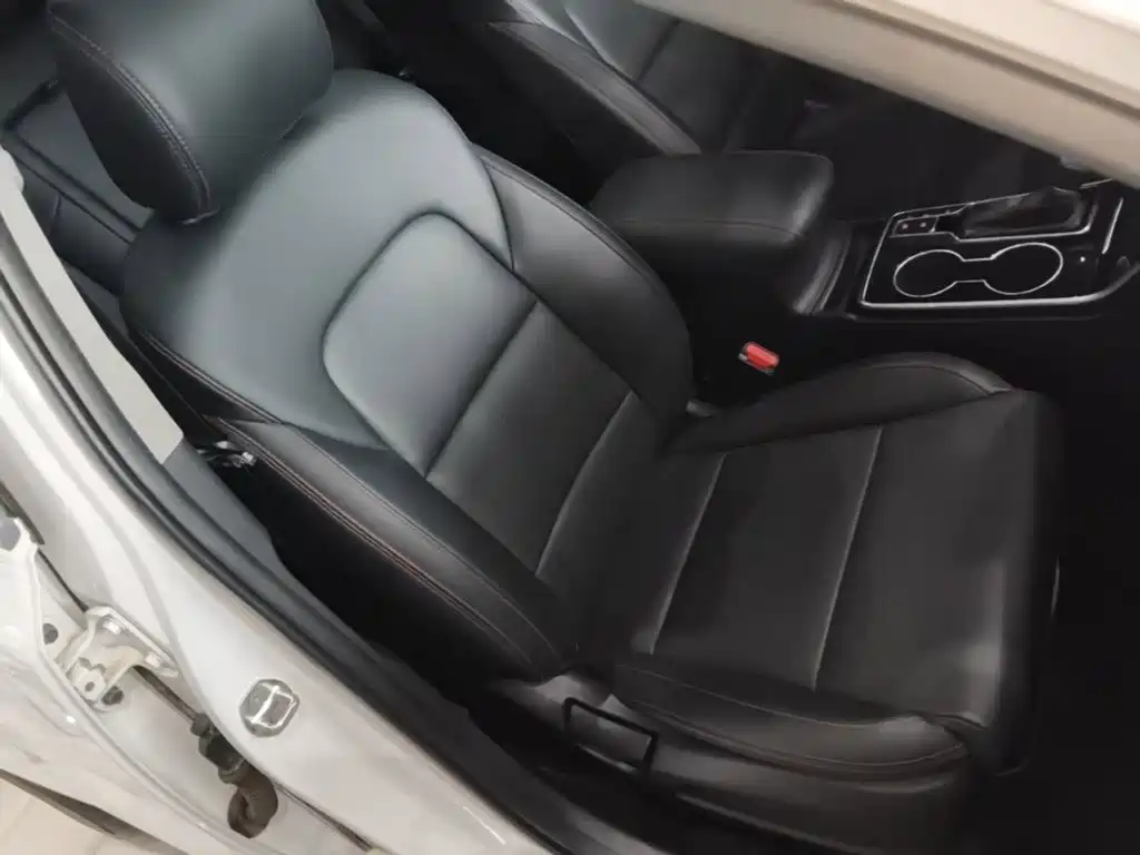 Kia KX5 2021 — фото 25