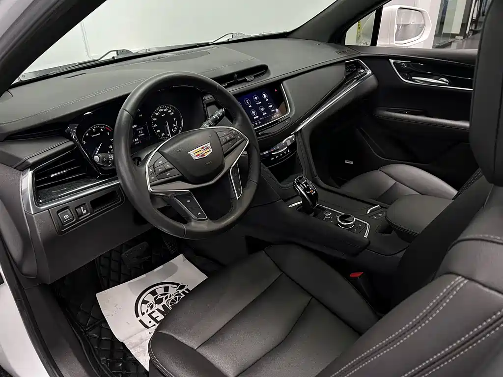 Cadillac XT5 2022 — фото 27