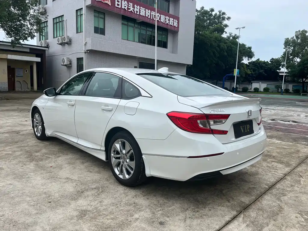 Honda Accord 2019 — фото 4