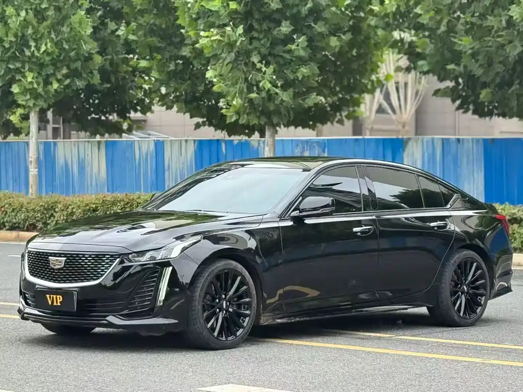 Cadillac CT5 2022 — фото 1