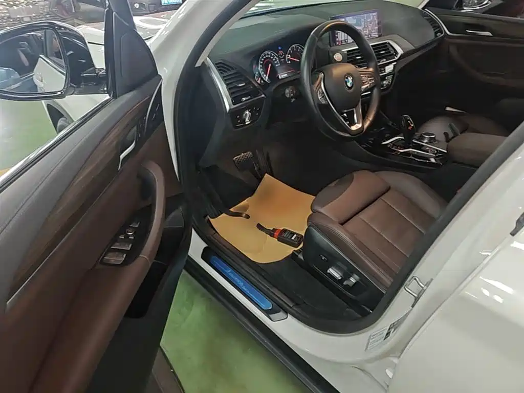 BMW X3 2019 — фото 16