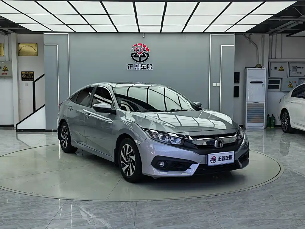 Honda Civic 2017 — фото 3