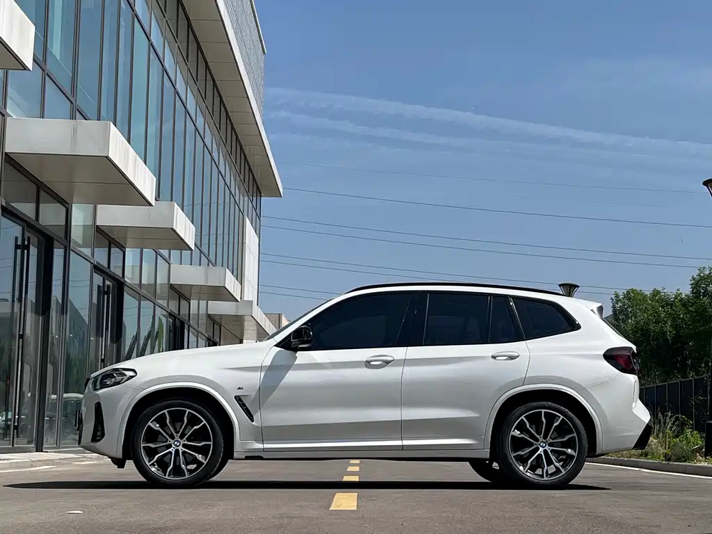 BMW X3 2022 — фото 3