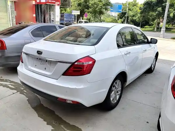 Geely Emgrand 2018