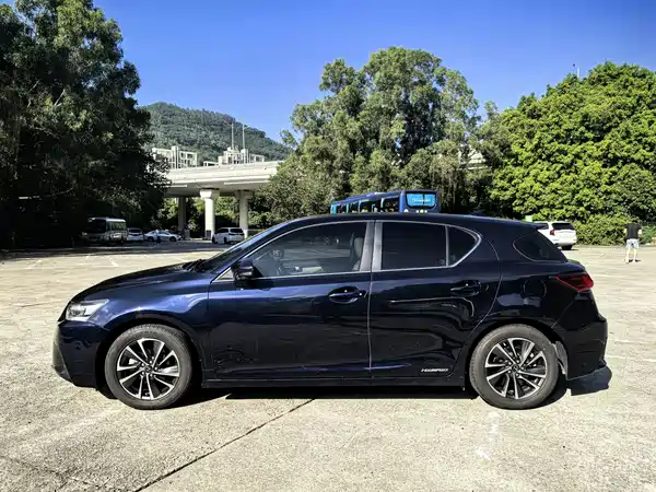 Lexus CT 2019