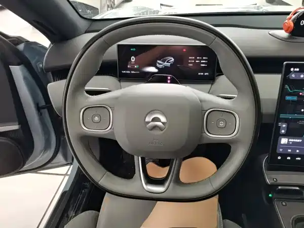 NIO ET5T 2023