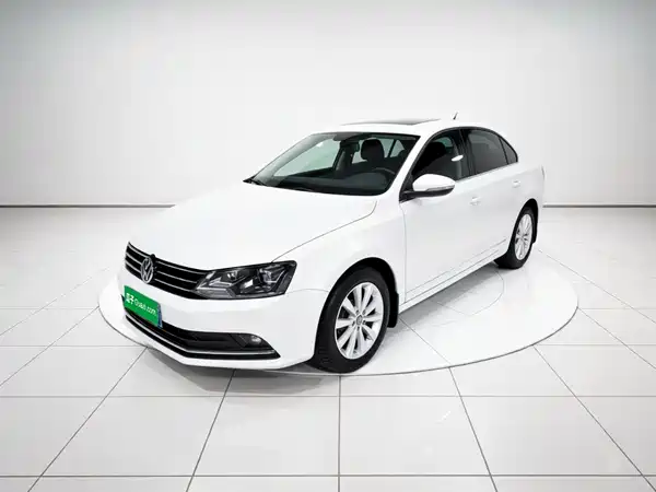 Volkswagen Sagitar 2016