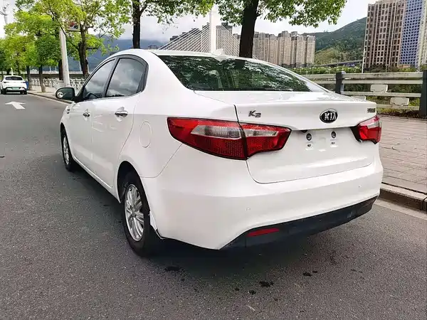 Kia K2 2012