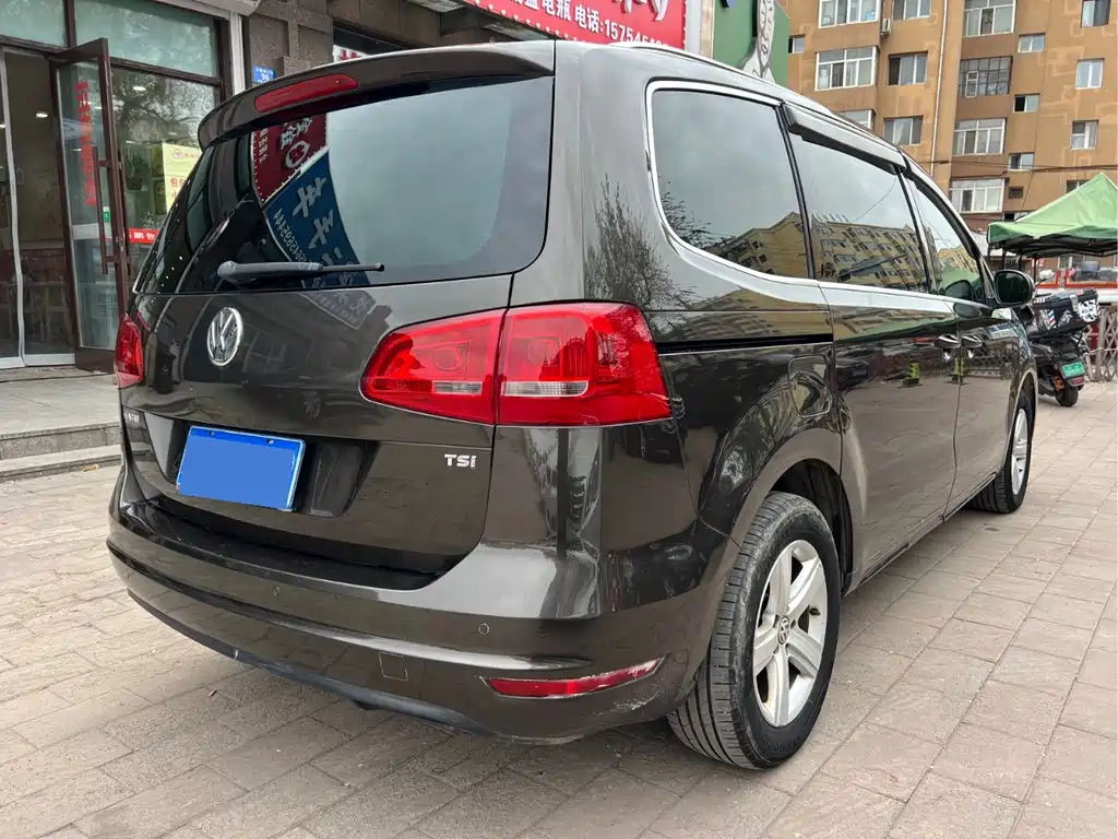 Volkswagen Sharan 2015 — фото 4