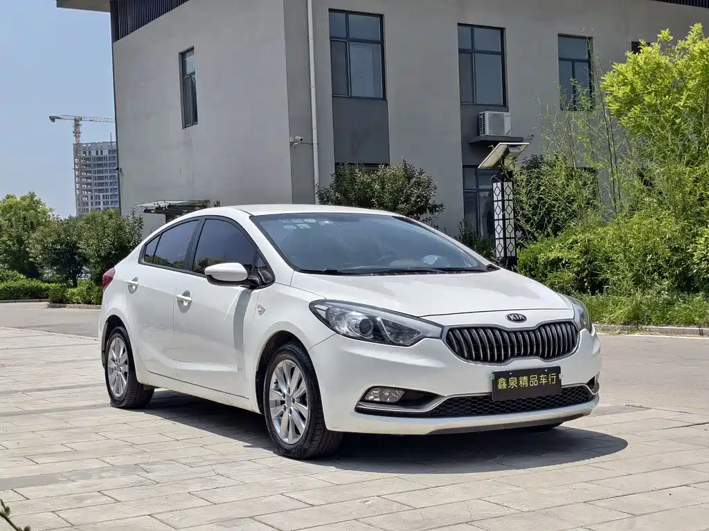 Kia K3 2015