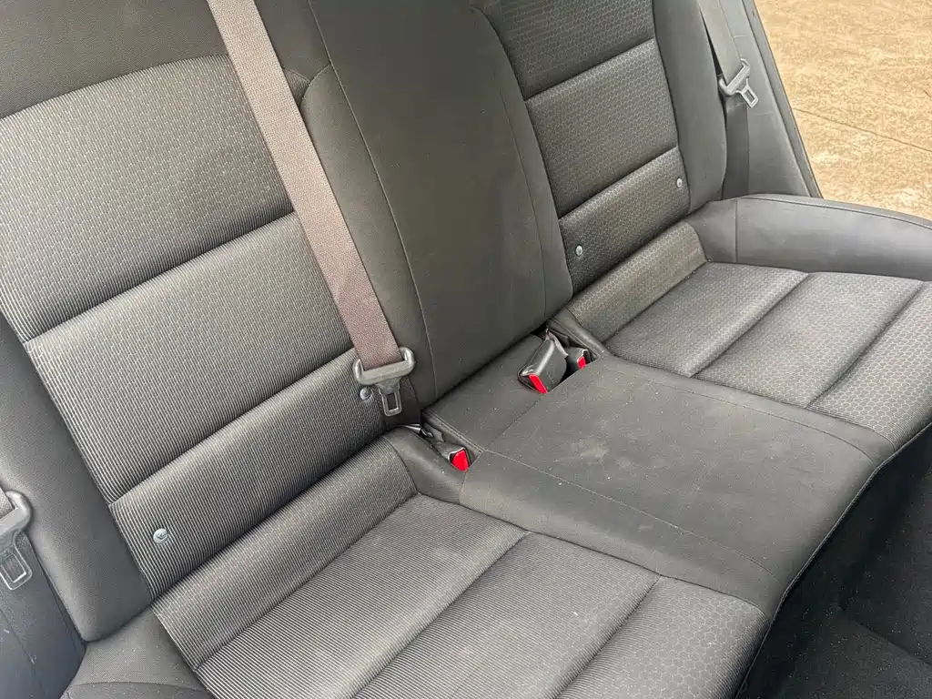 Hyundai Elantra 2018 — фото 17