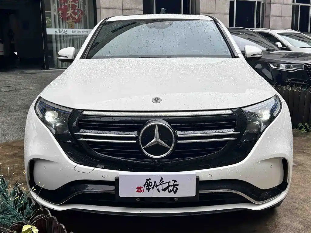 Mercedes-Benz EQC 2021