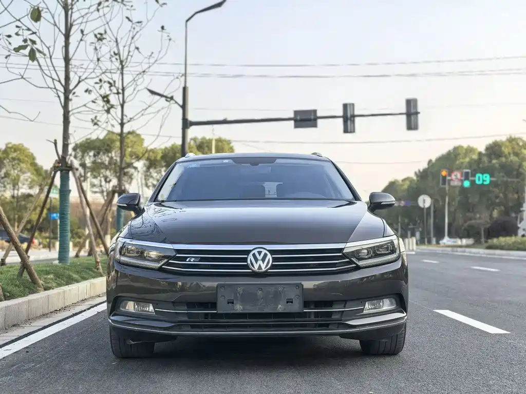 Volkswagen Viloran 2017 — фото 3