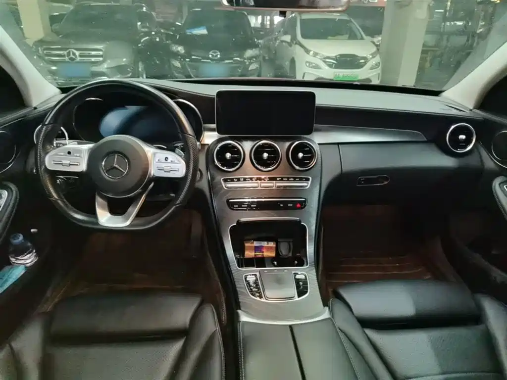 Mercedes-Benz C-Class 2020 — фото 10