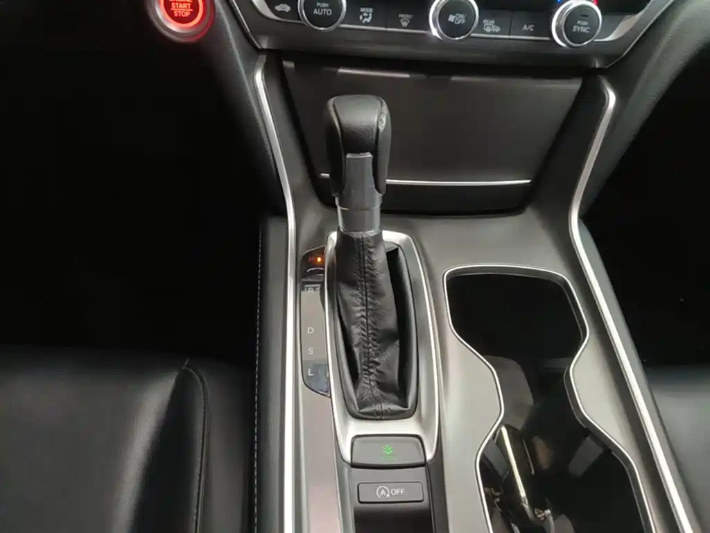 Honda Accord 2021 — фото 14