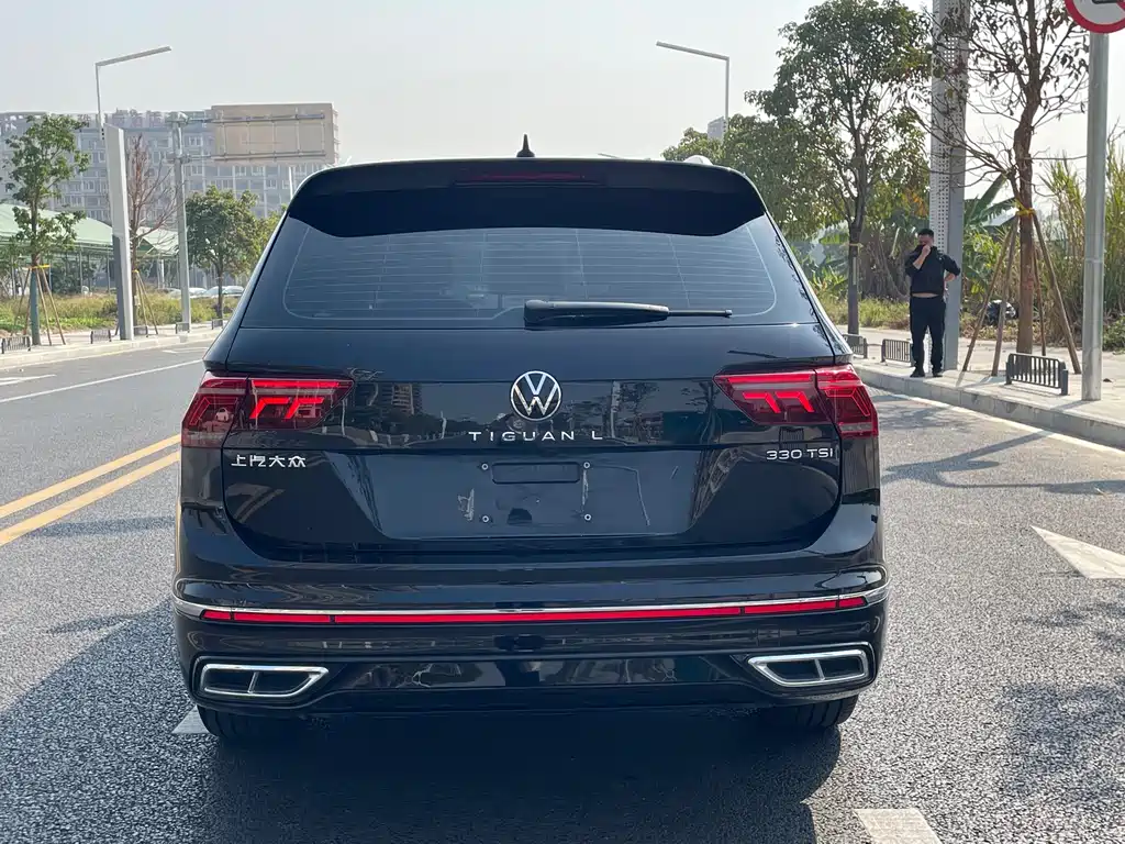 Volkswagen Tiguan L 2021 — фото 7