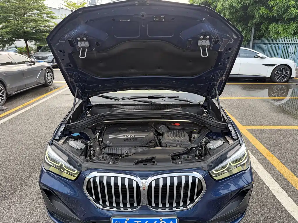 BMW X1 2021 — фото 8