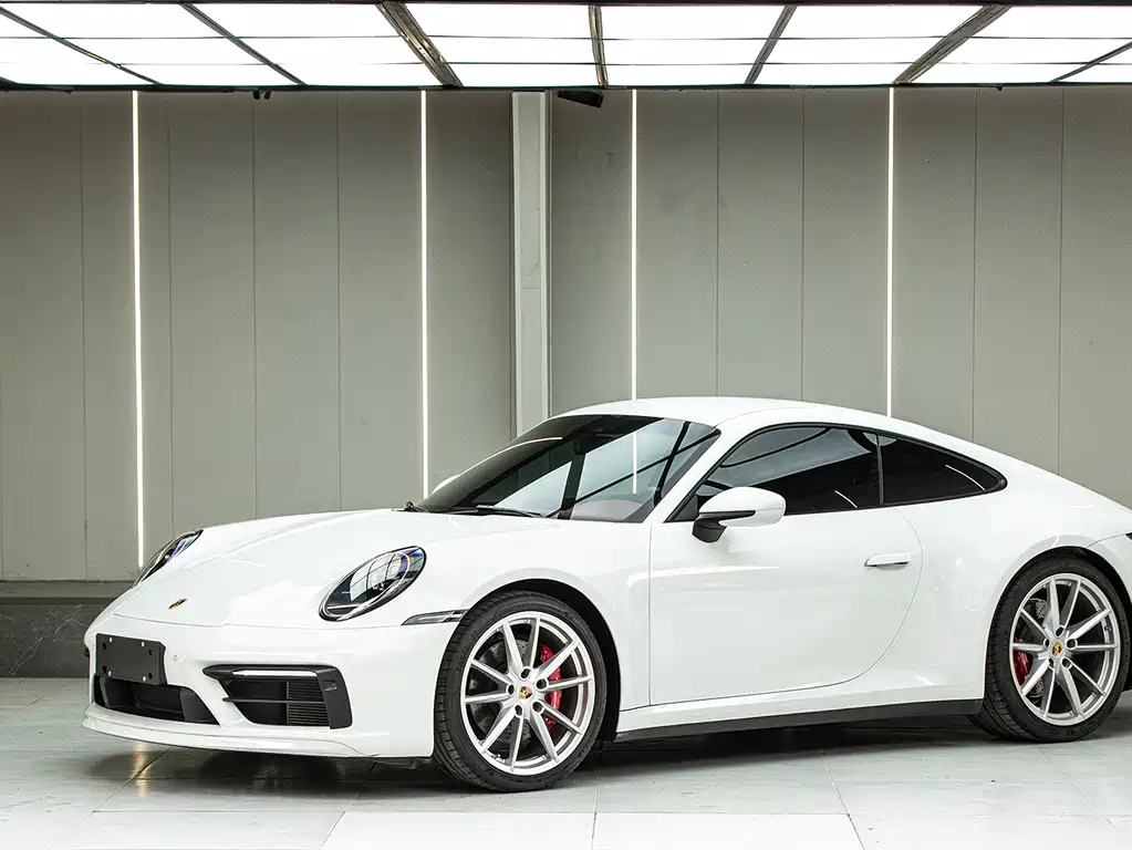 Porsche 911 2023