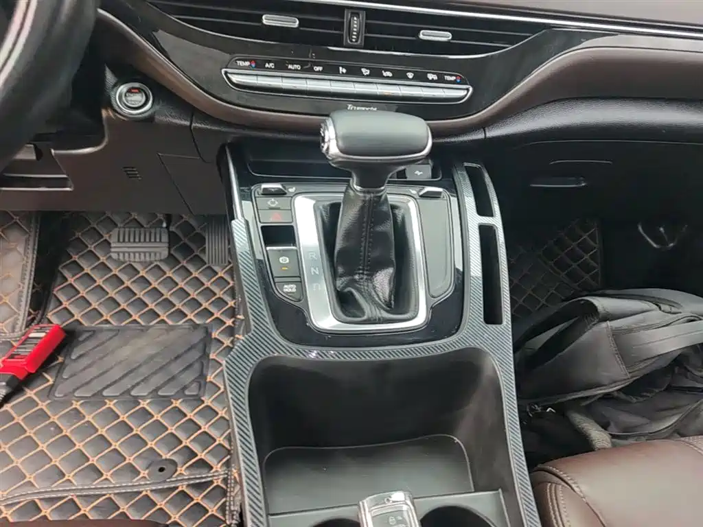 GAC Motor Trumpchi M6 2019 — фото 14