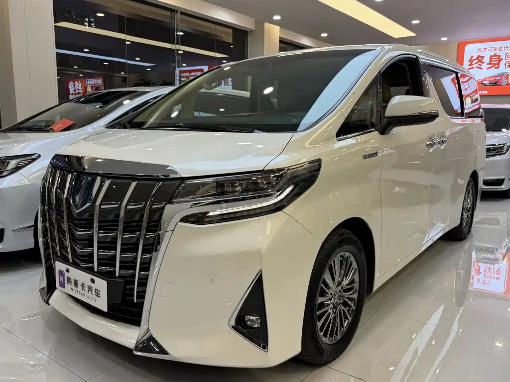 Toyota Alphard 2020 — фото 1