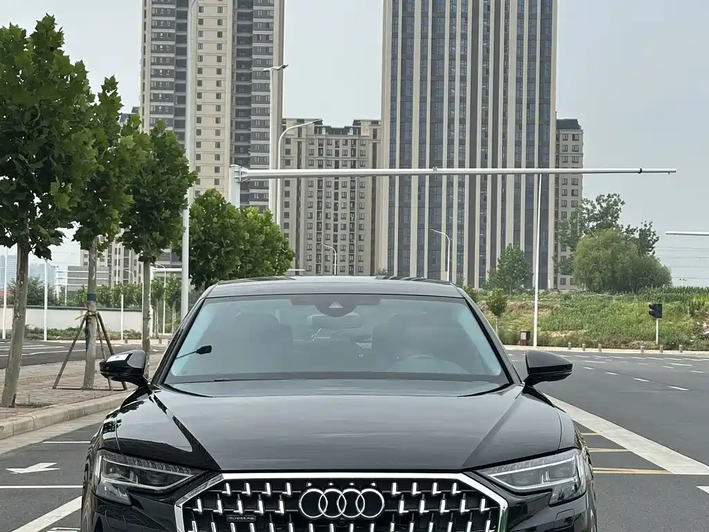 Audi A8 2024