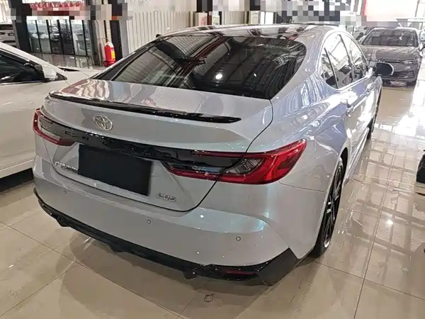 Toyota Camry 2024