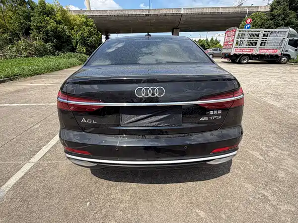 Audi A6L 2023