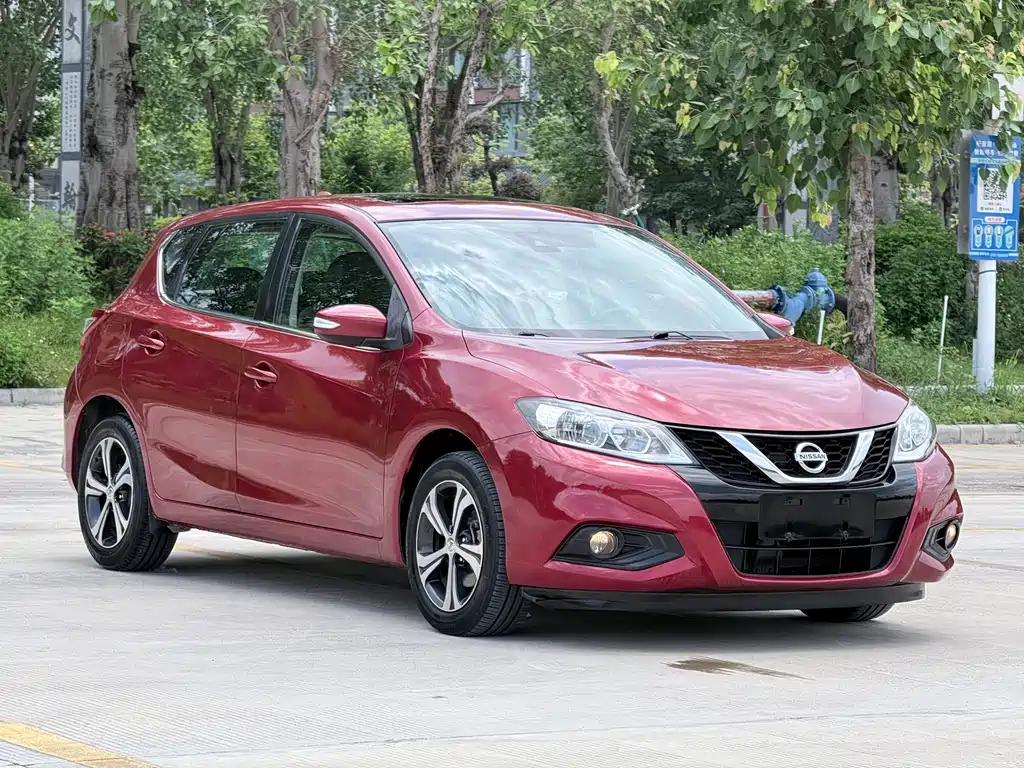 Nissan Tiida 2016