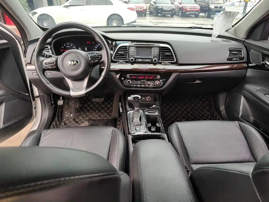 Kia K4 2015 — фото 10