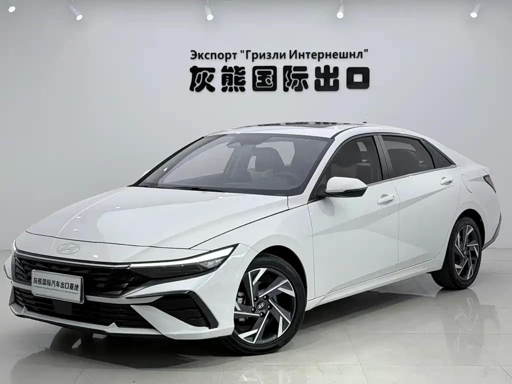 Hyundai Elantra 2024