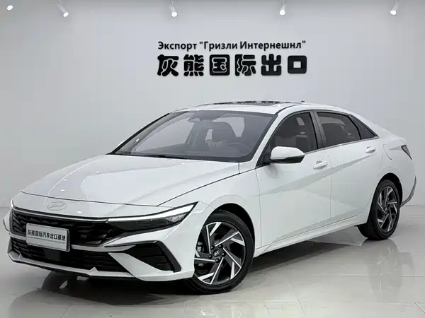Hyundai Elantra 2024