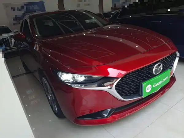Mazda 3 Axela 2022