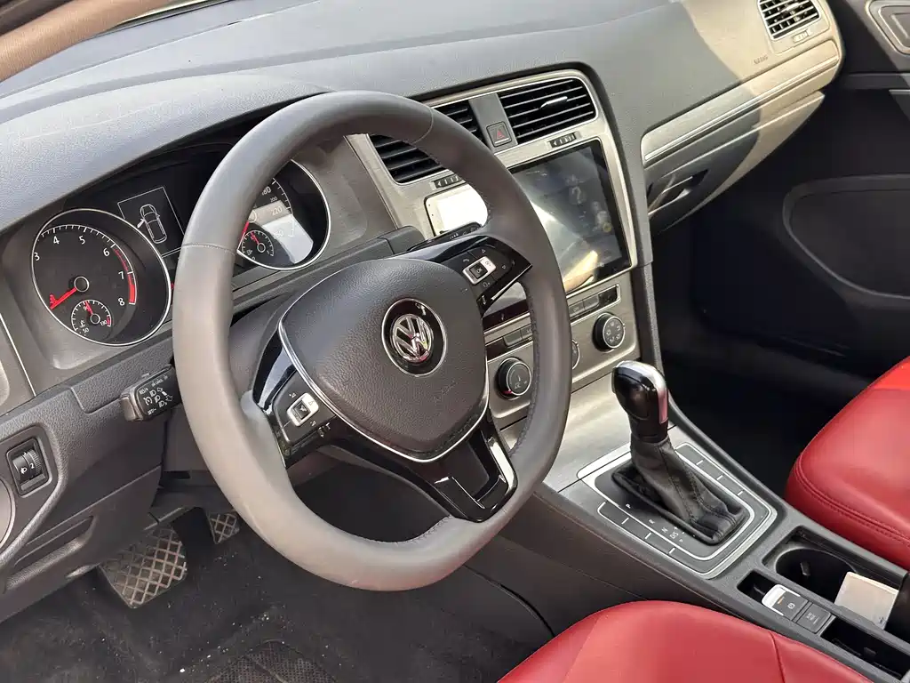 Volkswagen Golf 2016