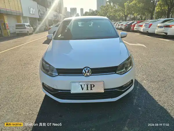 Volkswagen Polo 2015