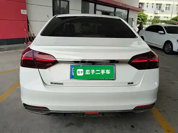 Geely Emgrand 2020