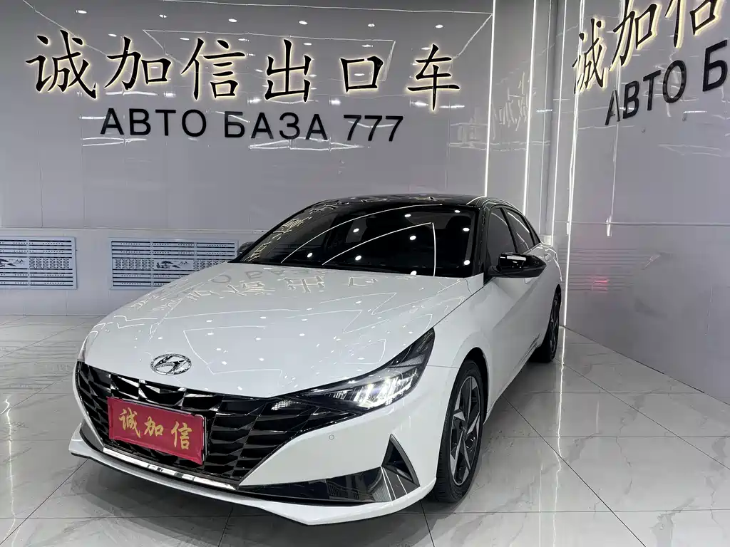 Hyundai Elantra 2023