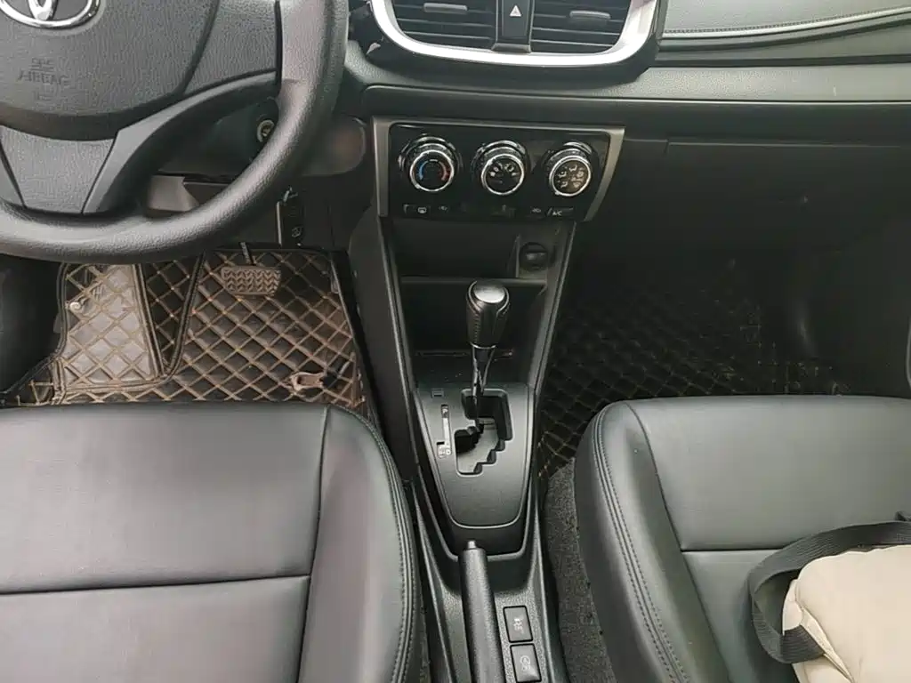 Toyota Vios 2017 — фото 14