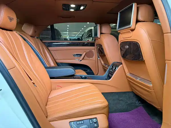 Bentley Flying Spur 2014