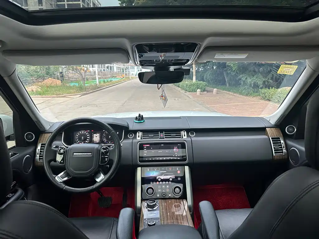Land Rover Range Rover 2018 — фото 13