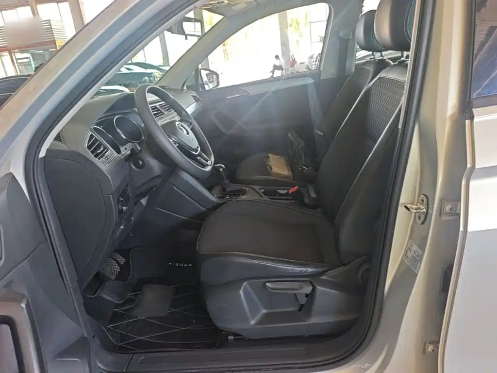 Volkswagen Tiguan L 2017 — фото 15