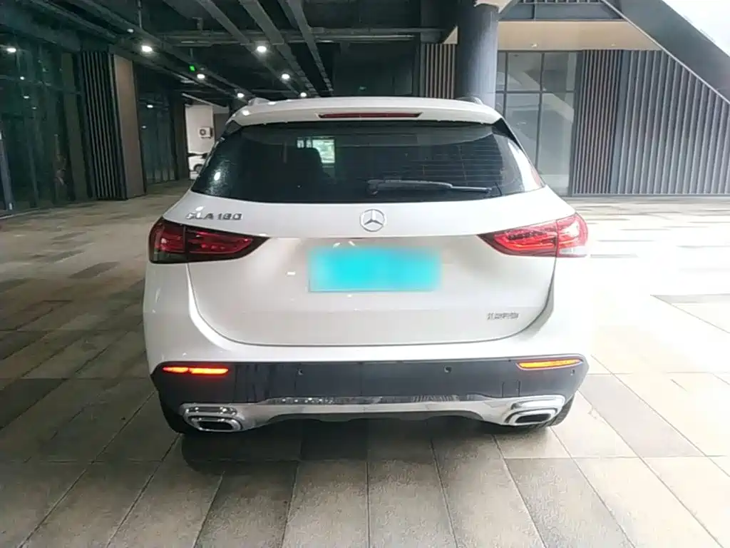 Mercedes-Benz GLA 2020