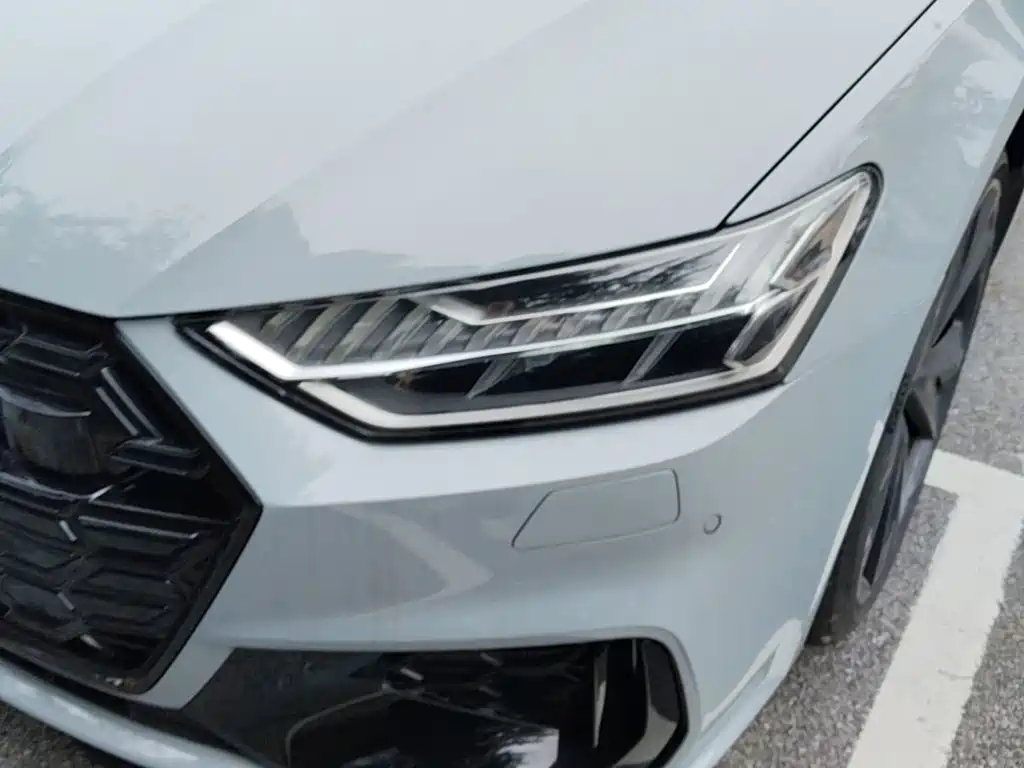 Audi A7L 2025 — фото 24