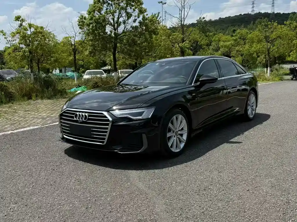 Audi A6L 2021 — фото 1
