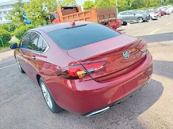 Buick Regal 2020