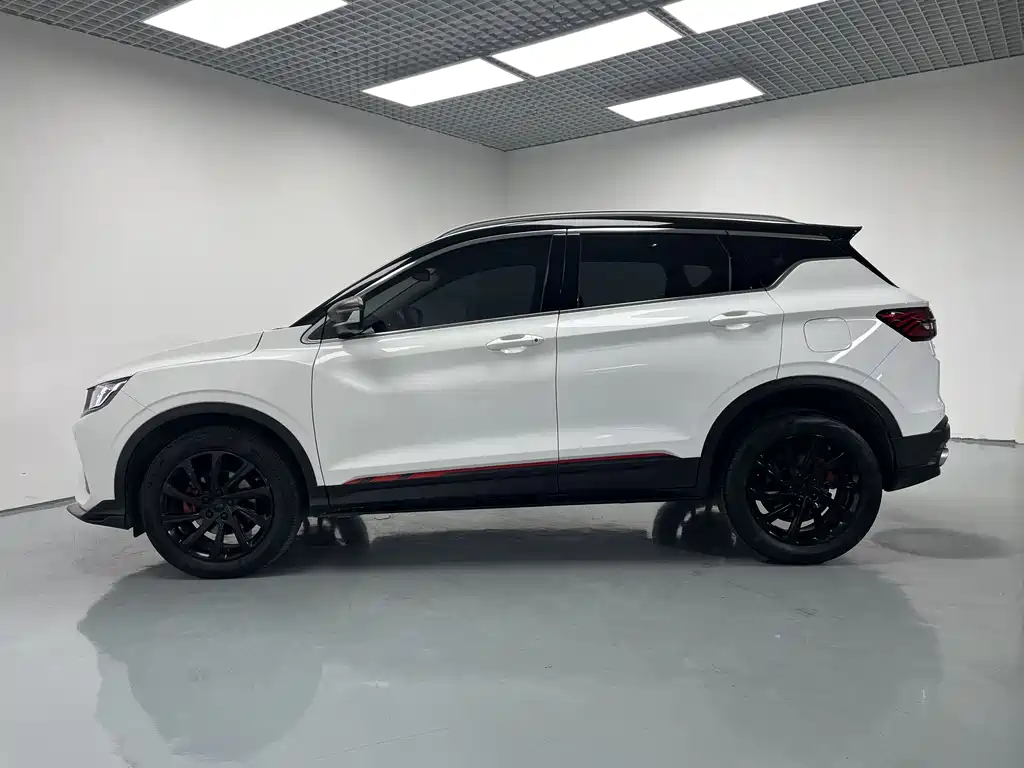 Geely Binyue 2022