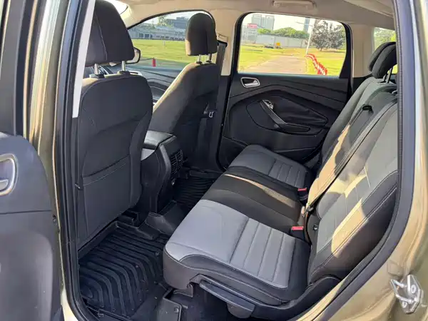 Ford Kuga 2015