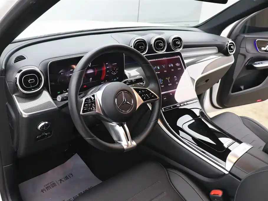 Mercedes-Benz GLC 2023 — фото 14