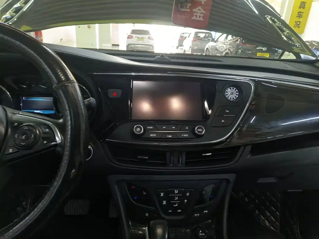 Buick Envision Plus 2018 — фото 13