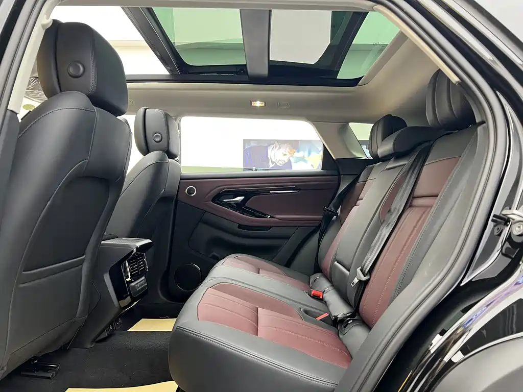 Land Rover Evoque — фото 7